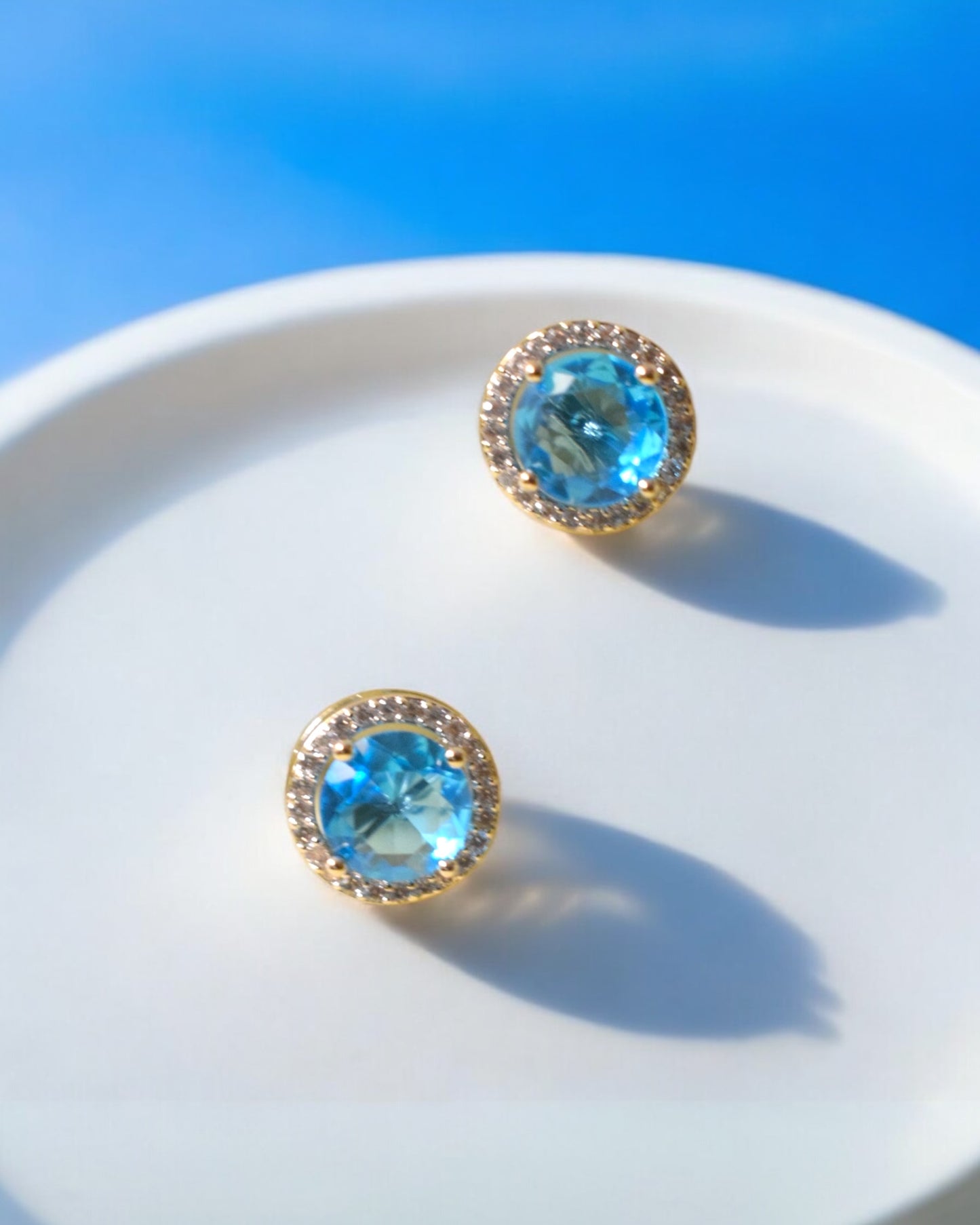 Glow Halo Studs