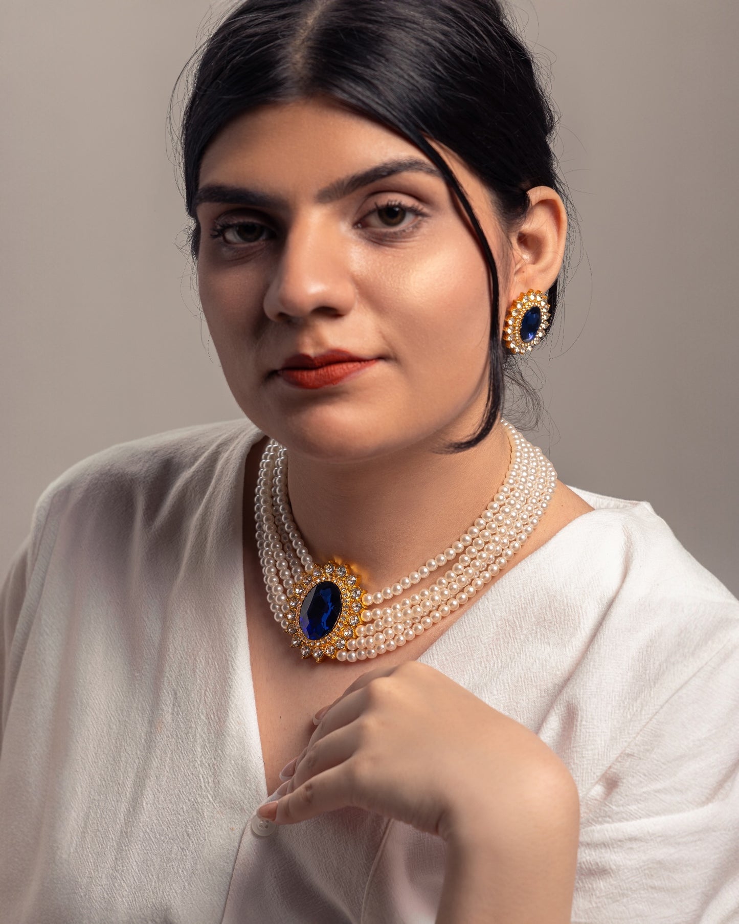 Regal Sapphire Pearl Set