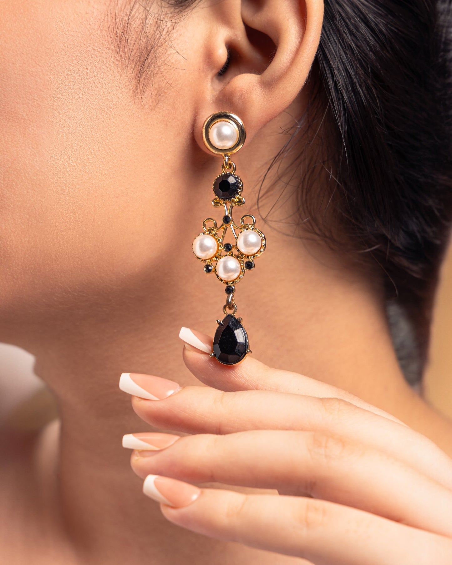 Midnight Pearl Drops