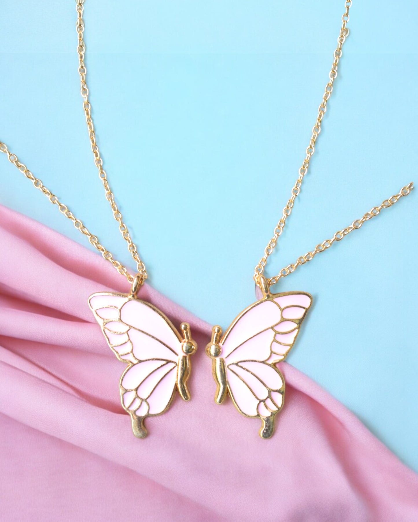 Luna Flutter Pendants