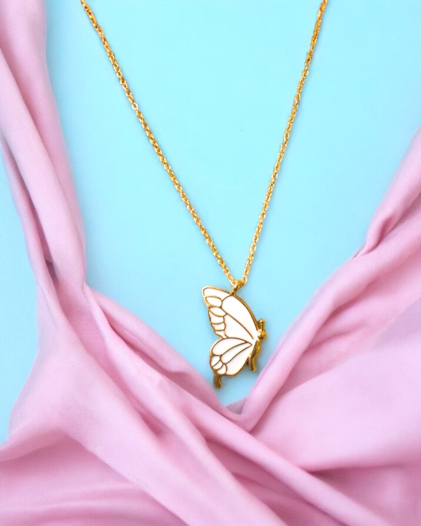 Luna Flutter Pendants