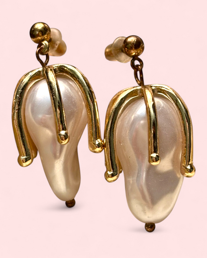 Lilybud Pearl  Earrings